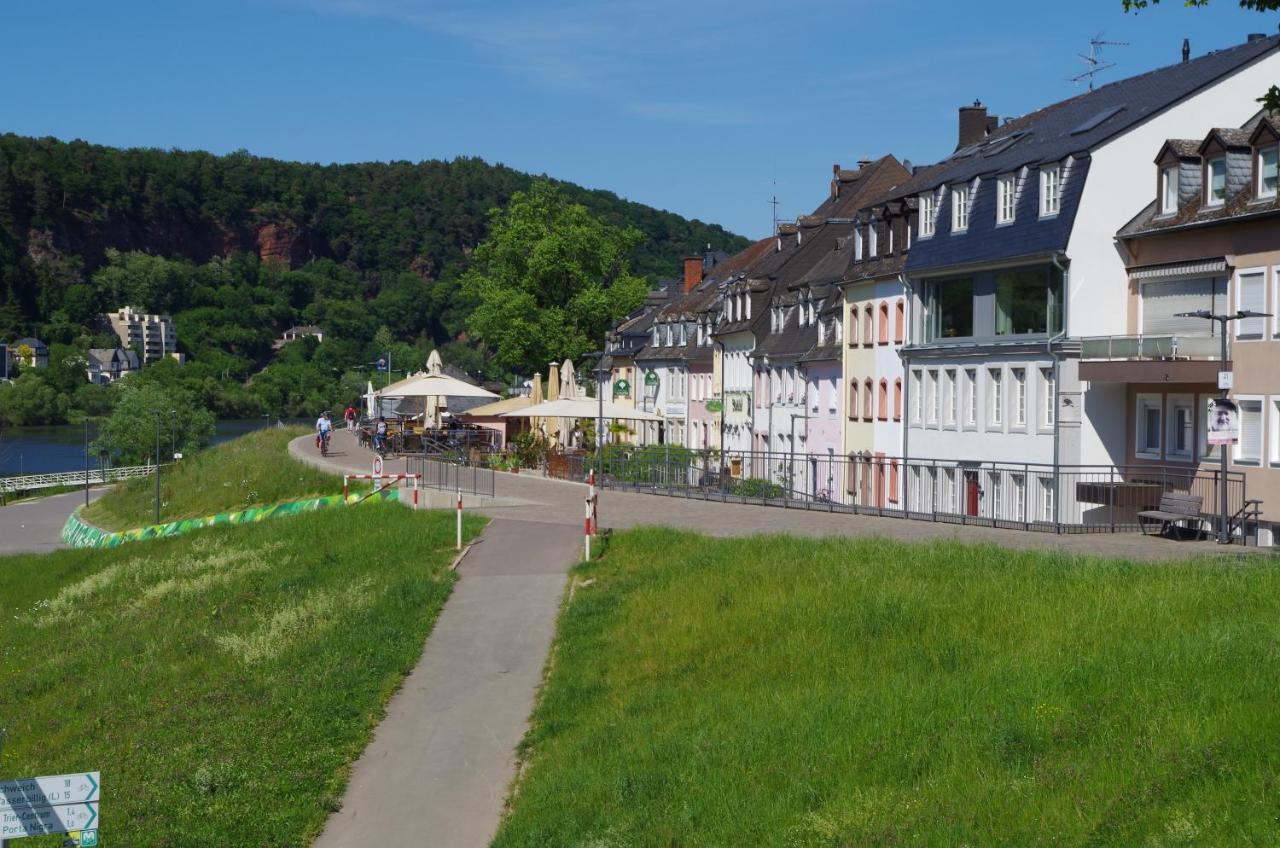 Wohnen Am Trierer Moselufer Lägenhet Exteriör bild