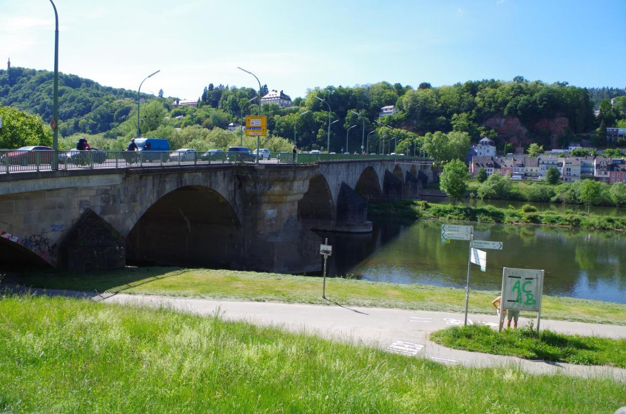 Wohnen Am Trierer Moselufer Lägenhet Exteriör bild